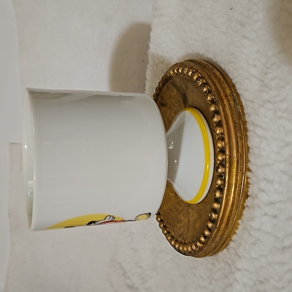 DISNEY MICKEY MOUSE PEDESTAL MUG. GOOD CONDITION. - Picture 2 of 6